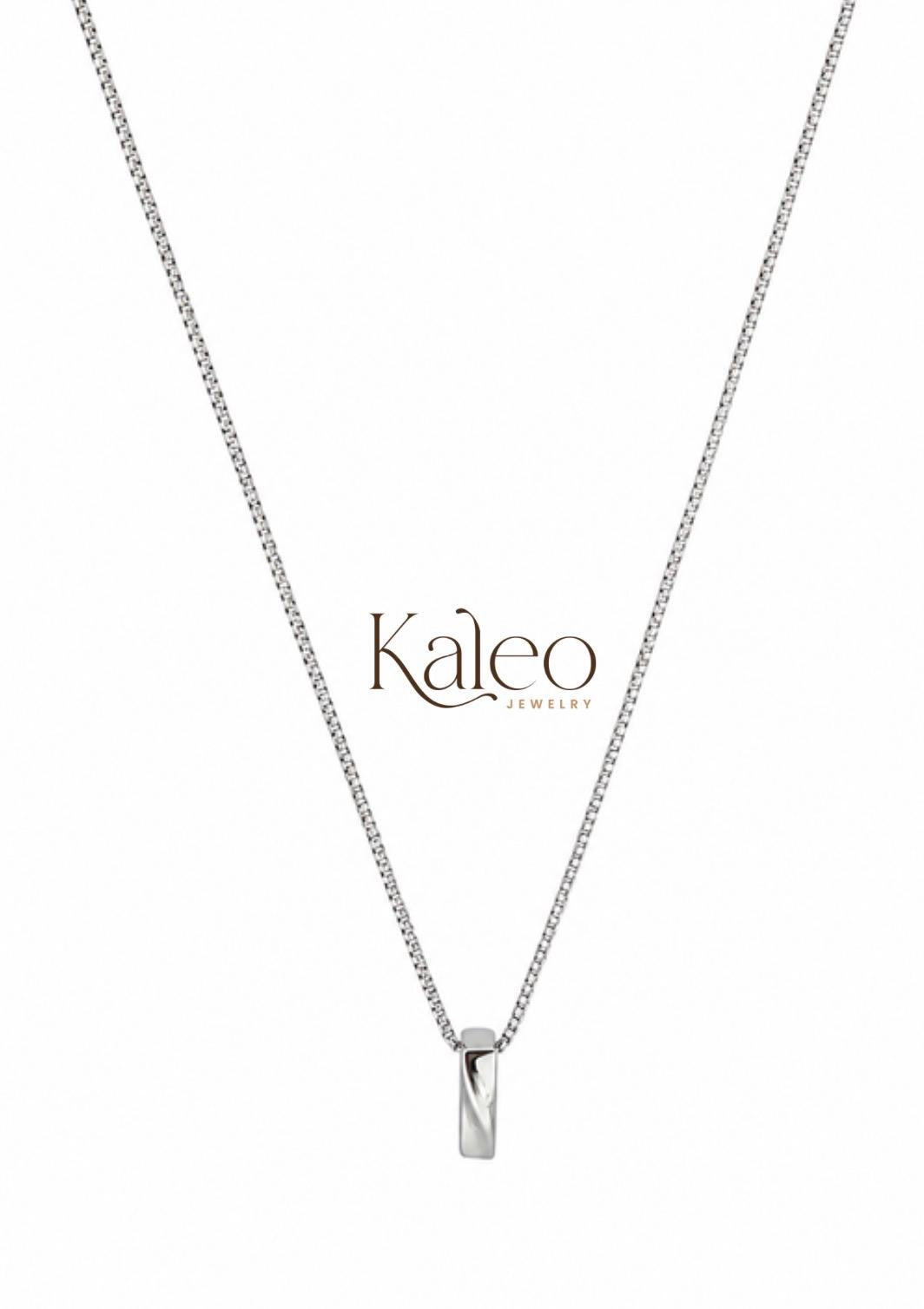 Men Pendant Necklaces